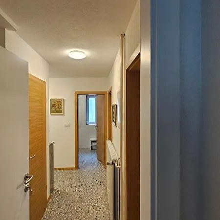 Apartma Sava-stol * 耶塞尼采