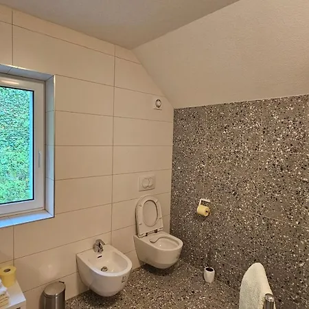 Apartma Sava-stol * 耶塞尼采