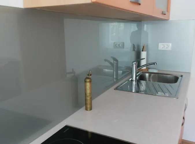 Apartma Sava-stol شقة جيسينيس