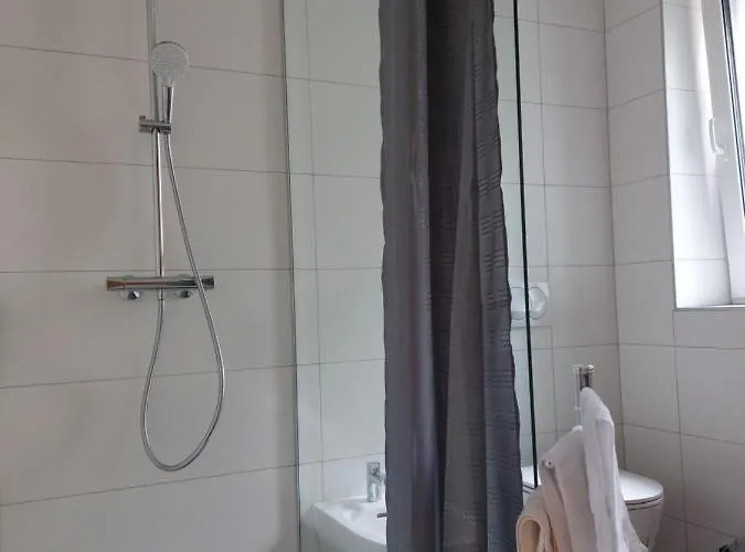 Apartma Sava-stol יסניצה