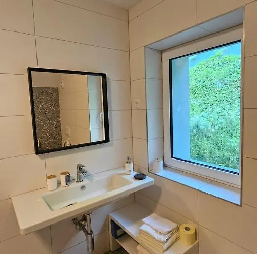 Apartma Sava-stol شقة جيسينيس